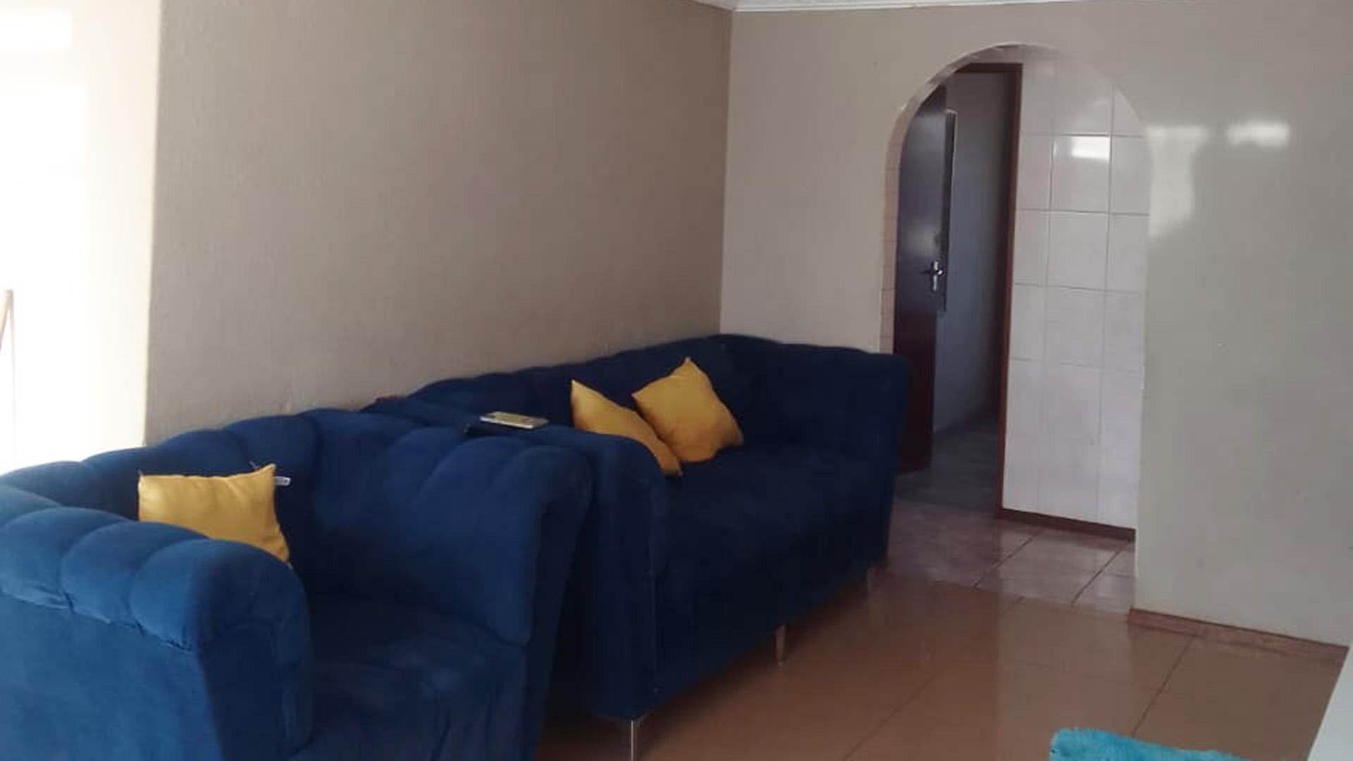 Lounges of property in Sebokeng