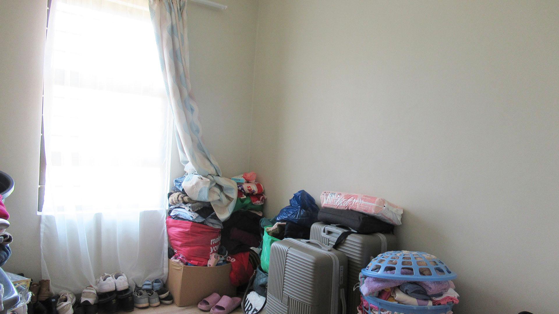 Bed Room 1 - 9 square meters of property in Tirong 