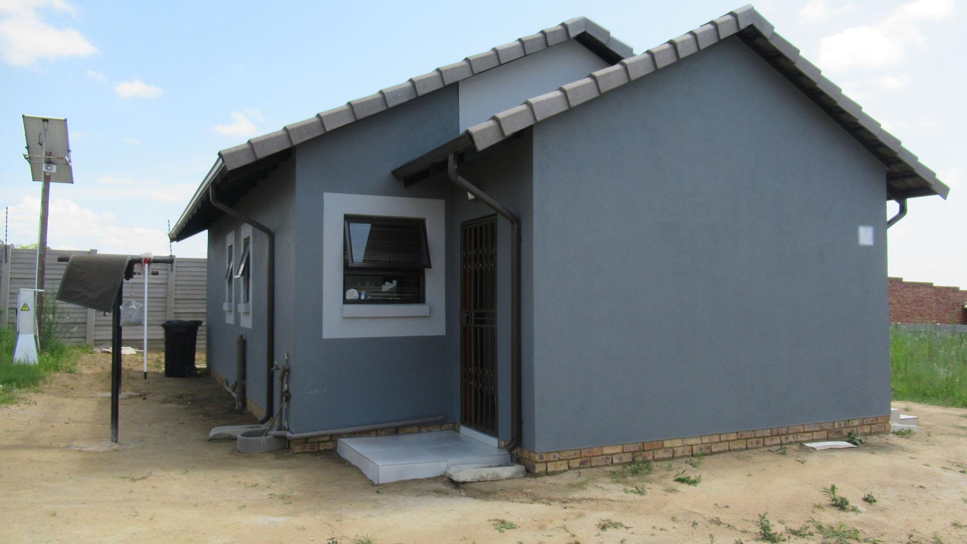 Front View of property in Tirong 