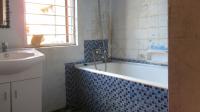 Bathroom 1 - 6 square meters of property in Kensington - JHB