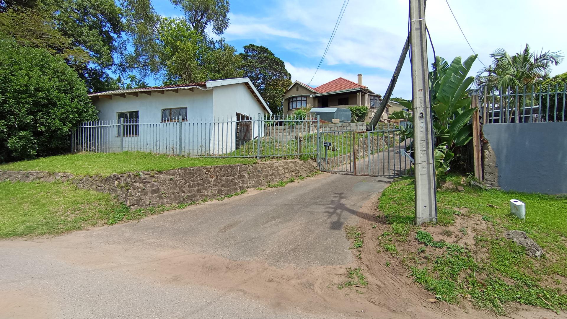 Front View of property in Queensburgh