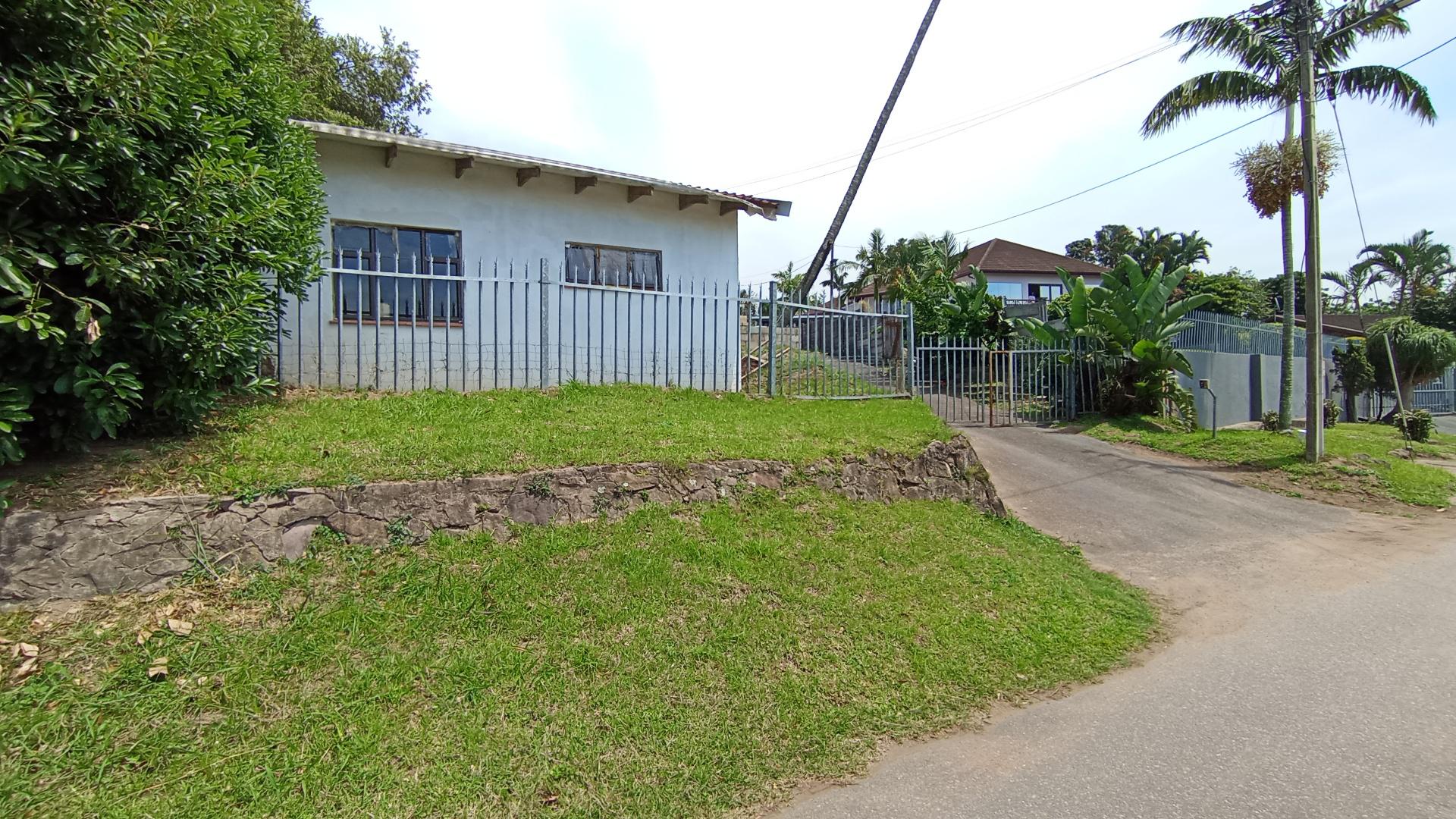 Front View of property in Queensburgh