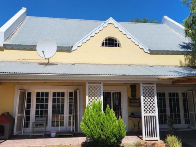 Commercial to Rent in Oudtshoorn - Property to rent - MR697563