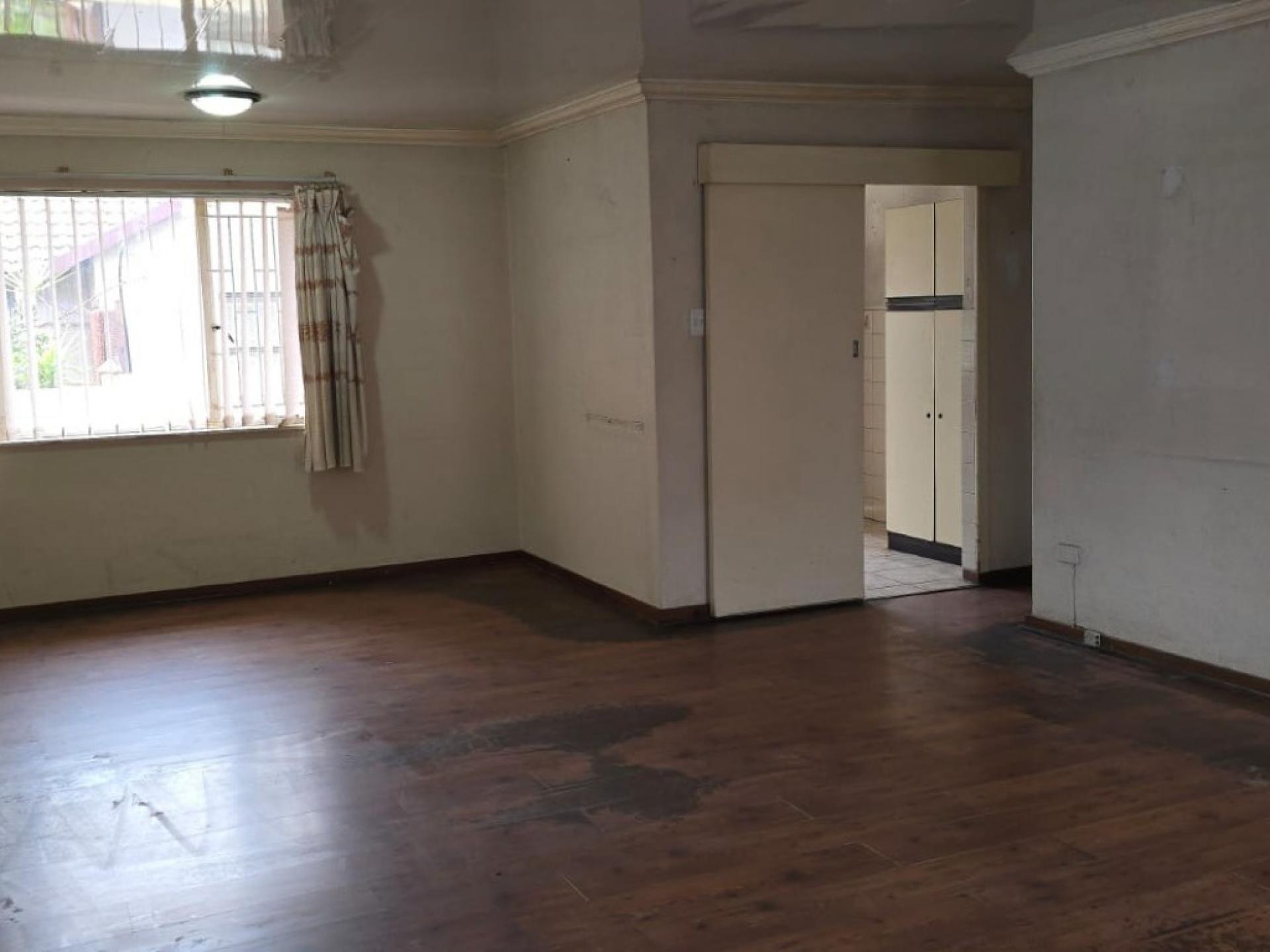  of property in Tulisa Park