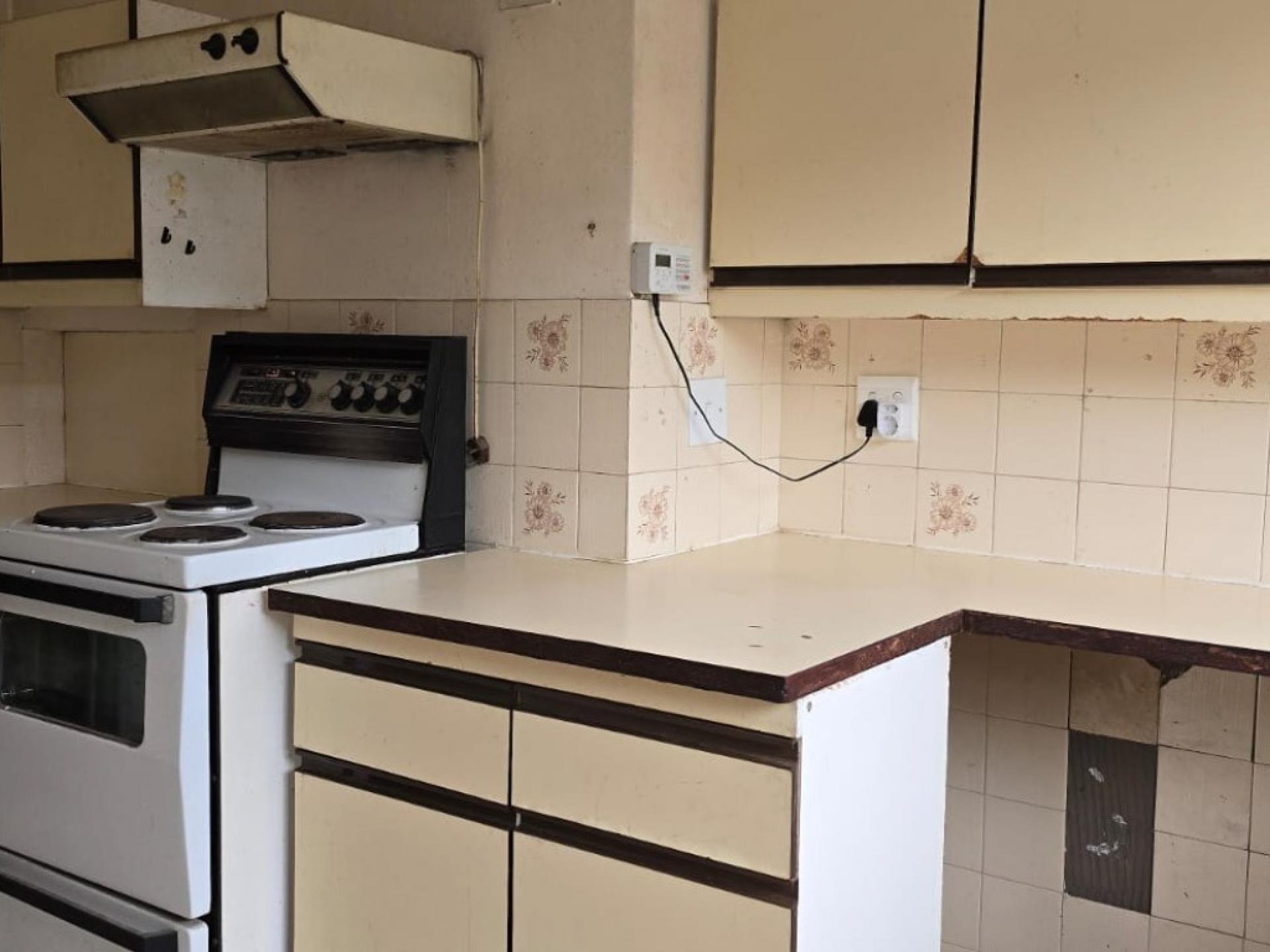  of property in Tulisa Park