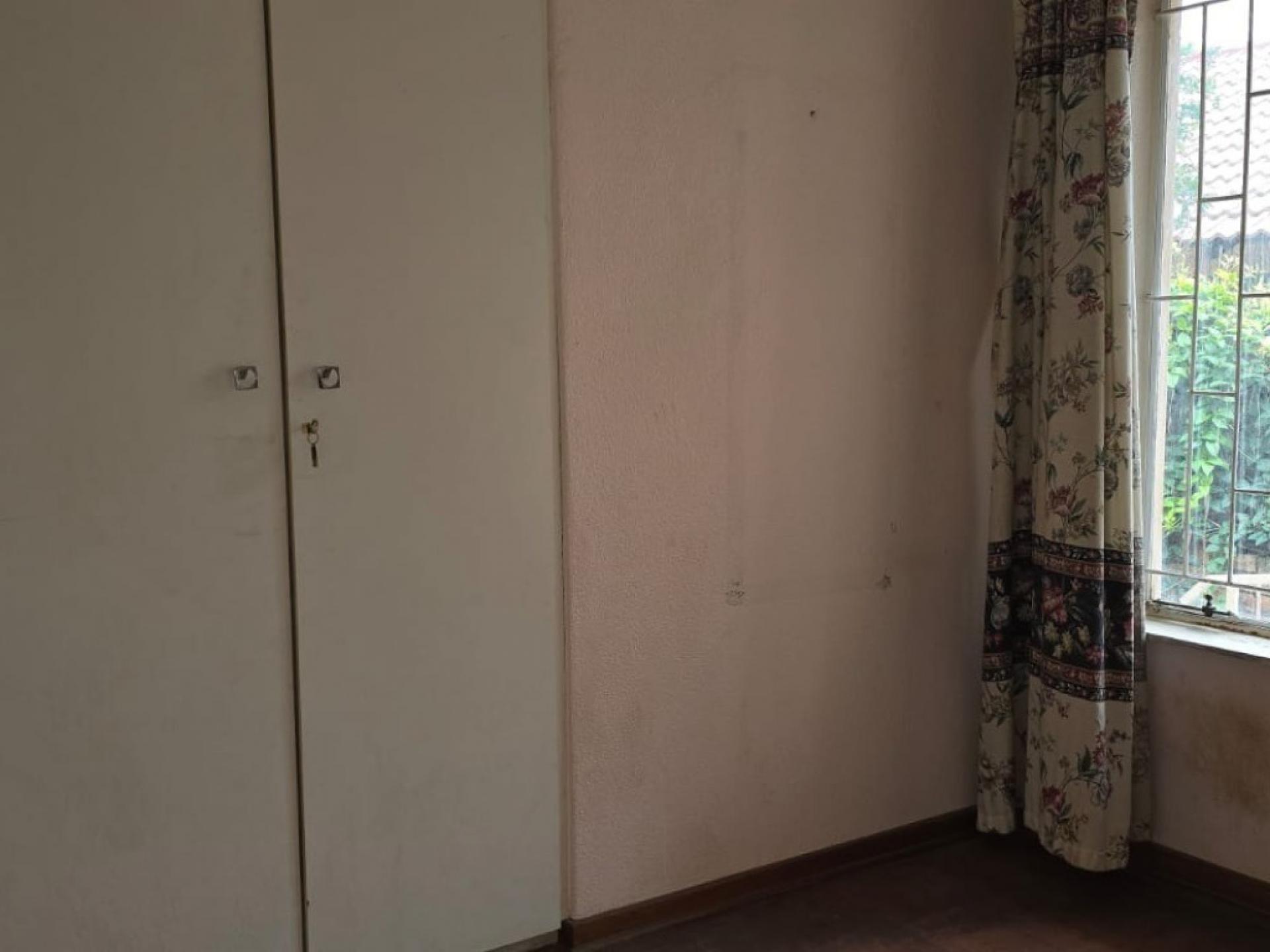  of property in Tulisa Park