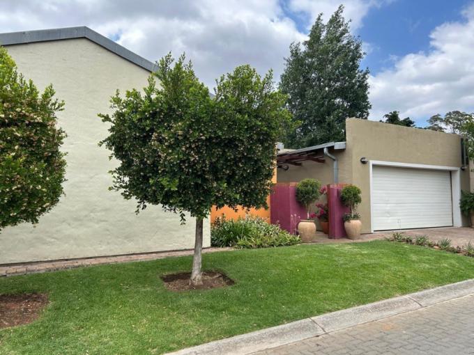3 Bedroom House for Sale For Sale in Waterval East - MR697579