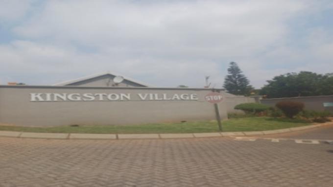 SA Home Loans Sale in Execution 2 Bedroom Sectional Title for Sale in Weltevreden Park - MR697612