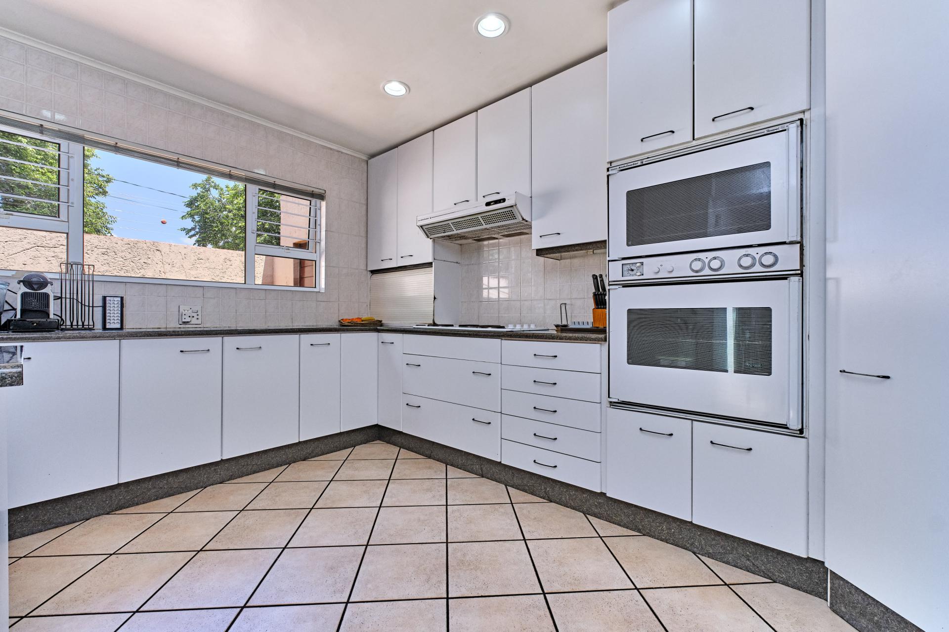  of property in Monument