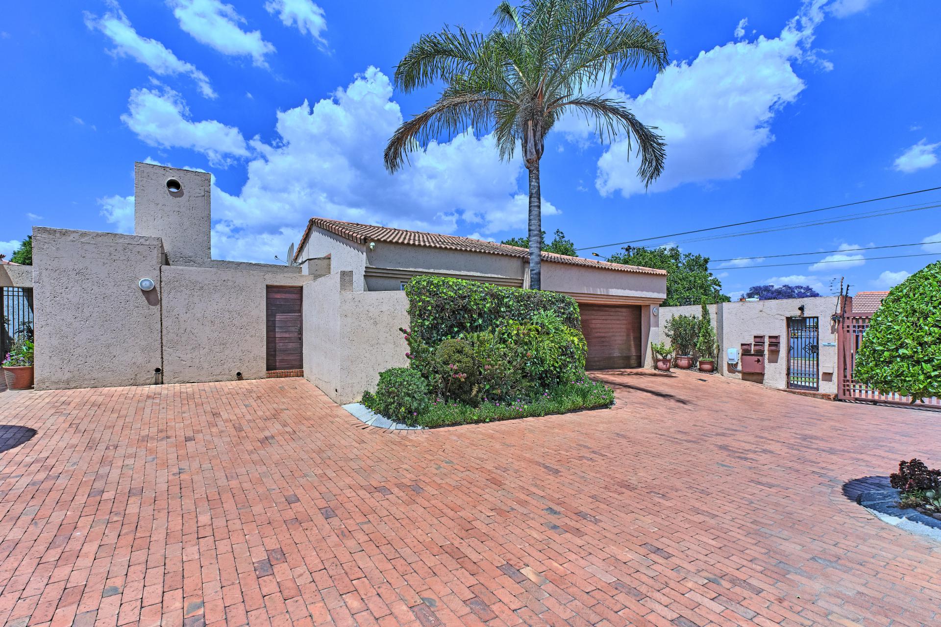  of property in Monument