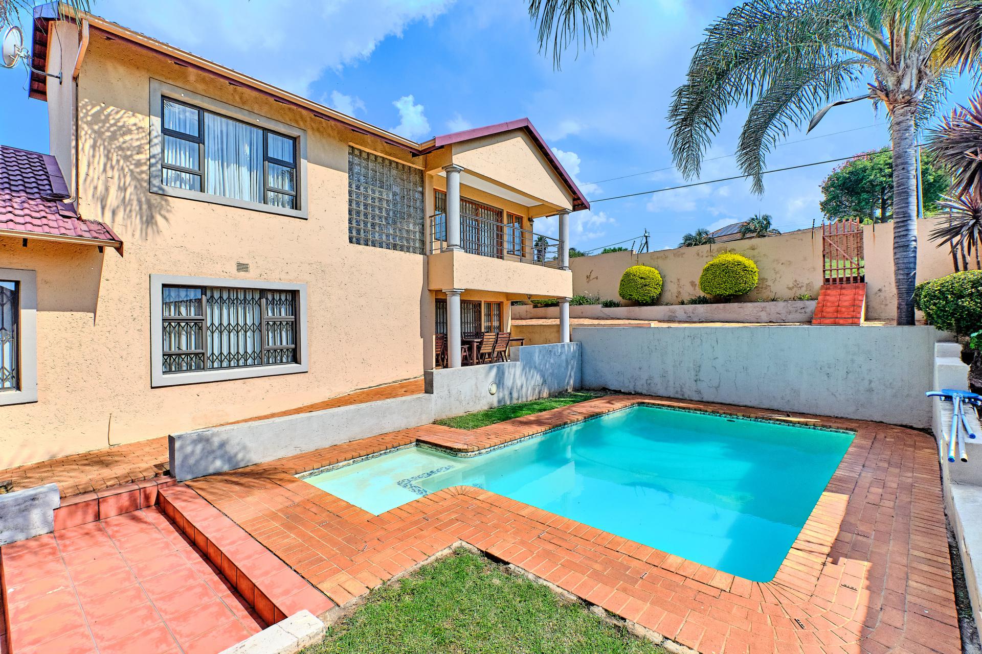  of property in Rangeview
