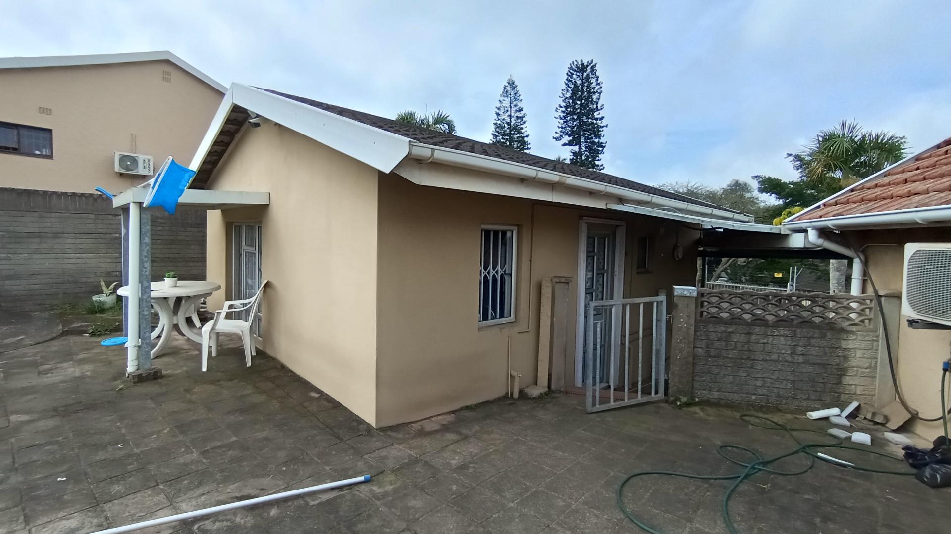Front View of property in Yellowwood Park 