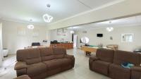 Lounges - 35 square meters of property in Yellowwood Park 