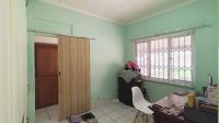 Bed Room 3 - 11 square meters of property in Yellowwood Park 