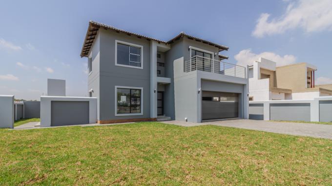 3 Bedroom House for Sale For Sale in Helderwyk Estate - MR697689