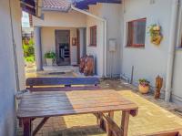  of property in Uvongo