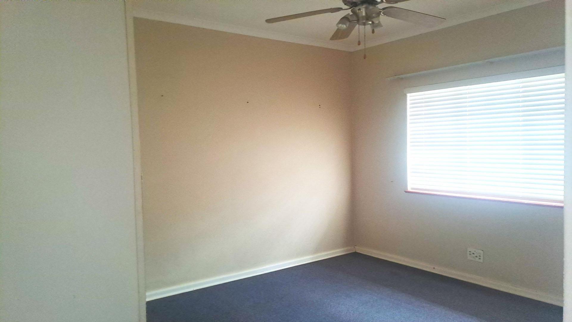 Bed Room 1 of property in Sabie