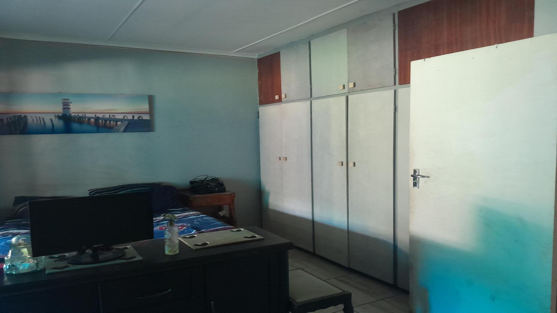 Bed Room 2 of property in Valleisig