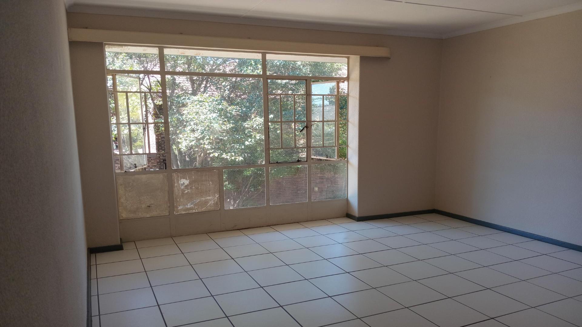 Bed Room 1 of property in Lyndhurst