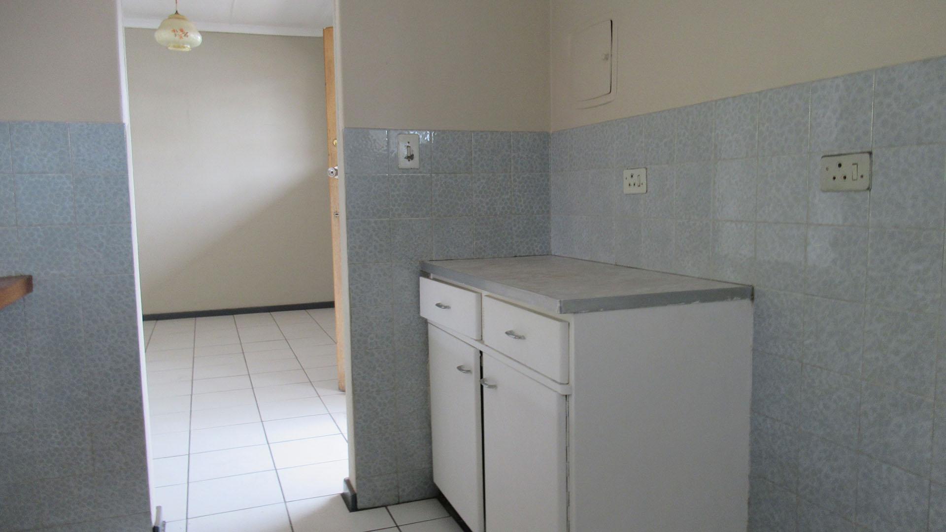 Kitchen - 19 square meters of property in Lyndhurst