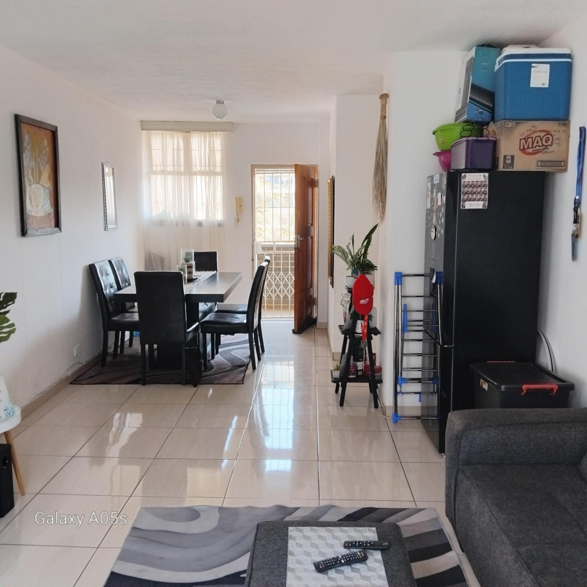  of property in Sunnyside