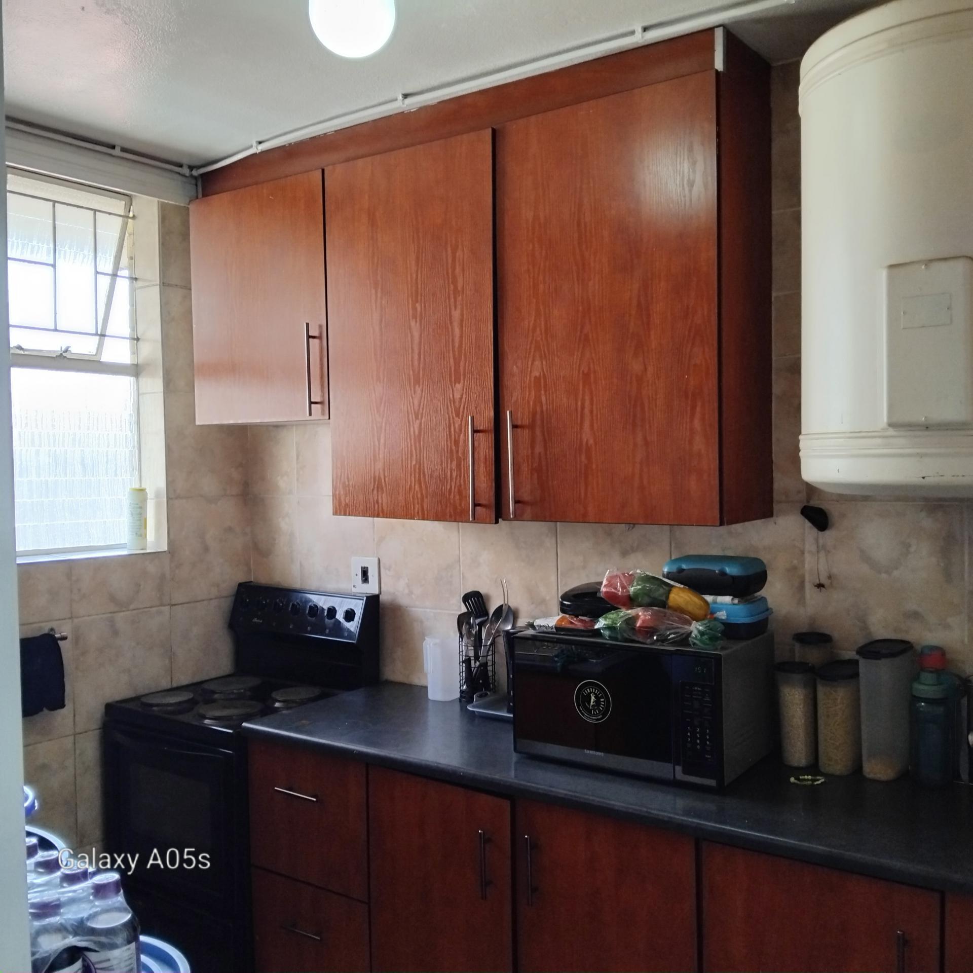  of property in Sunnyside