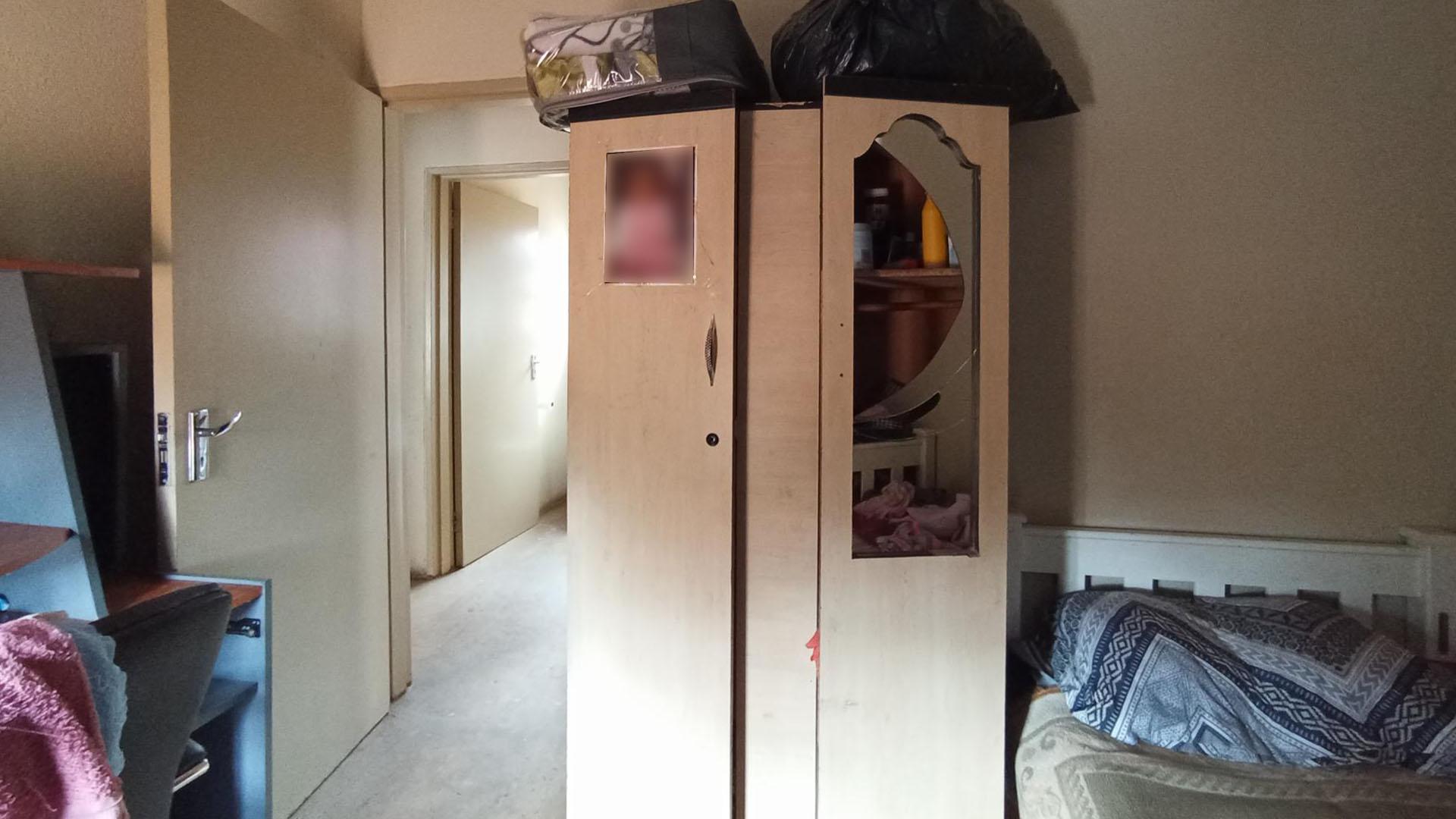 Bed Room 1 - 9 square meters of property in Soshanguve East