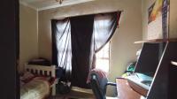 Bed Room 1 - 9 square meters of property in Soshanguve East