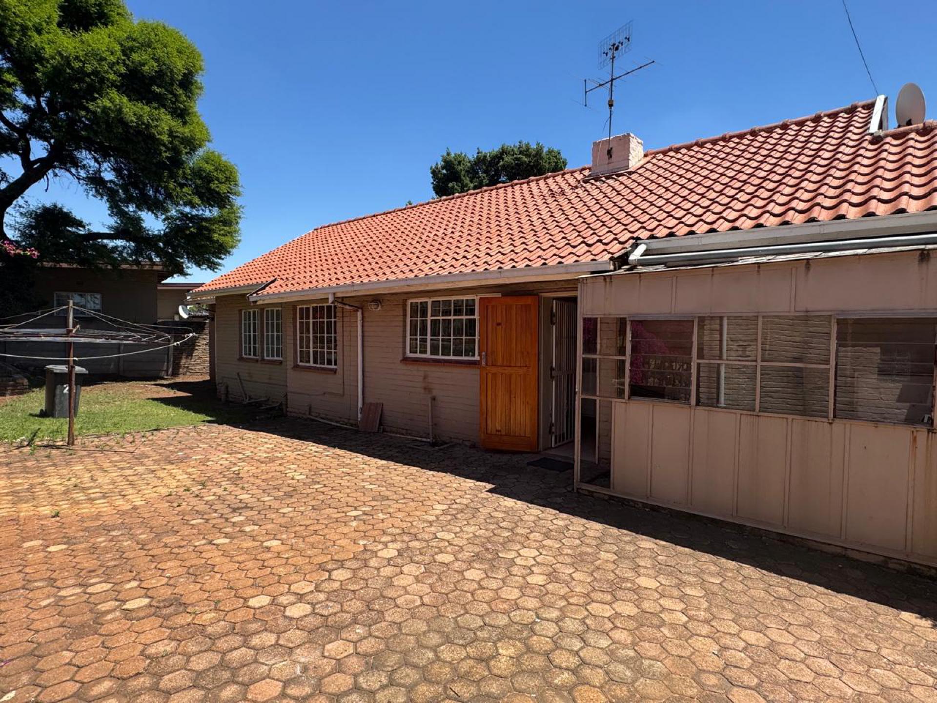  of property in Breaunanda