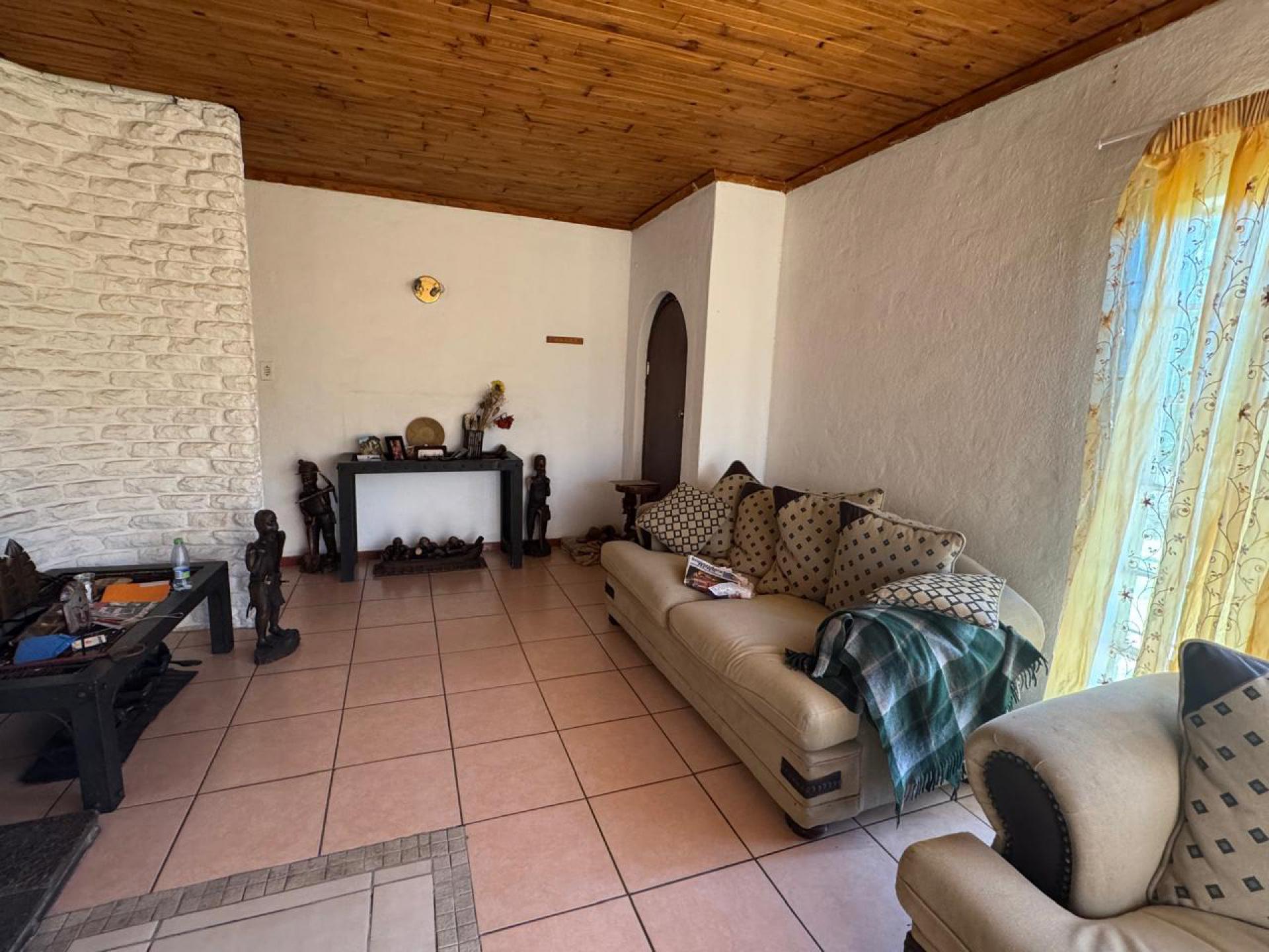  of property in Breaunanda