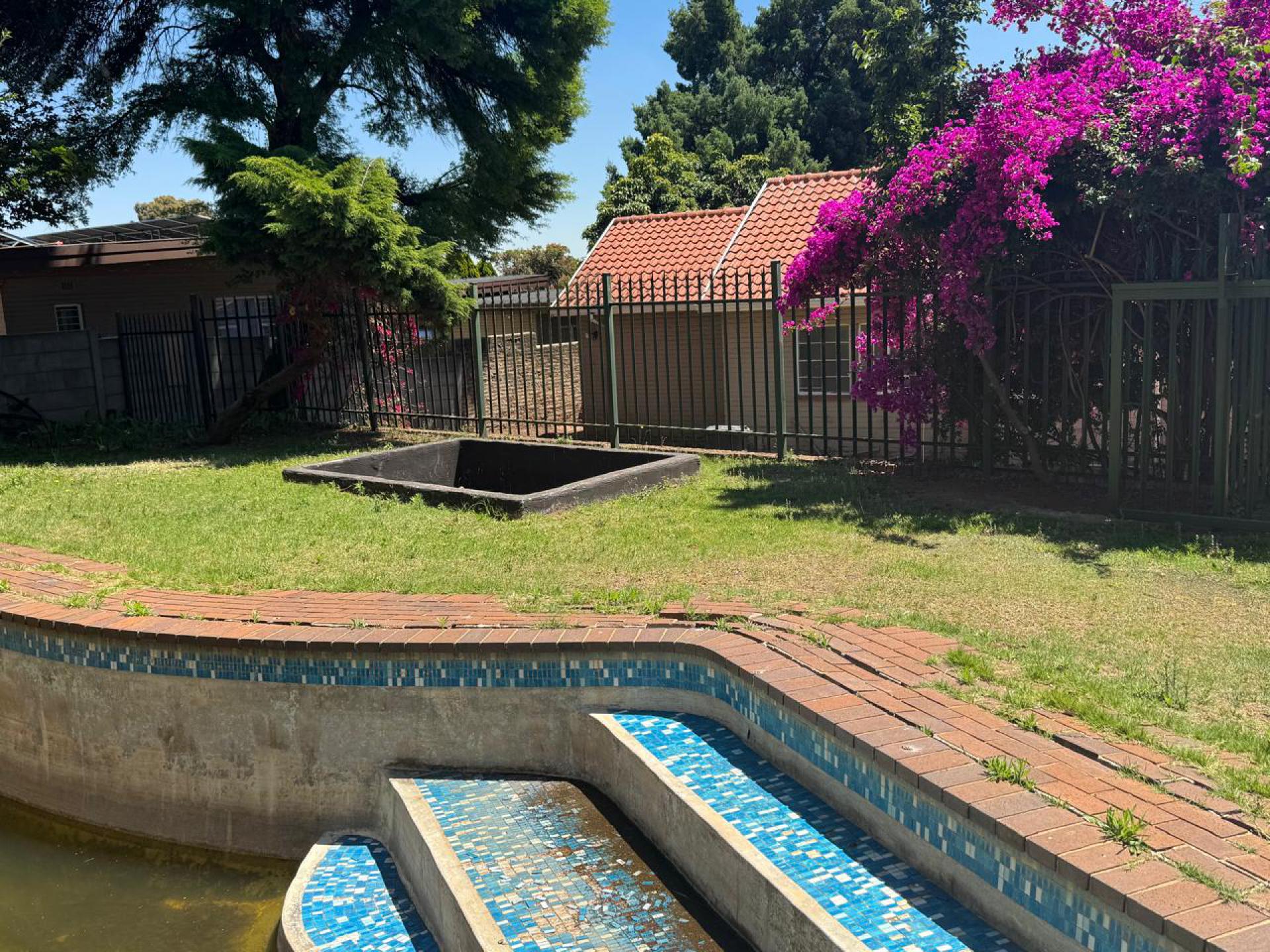  of property in Breaunanda