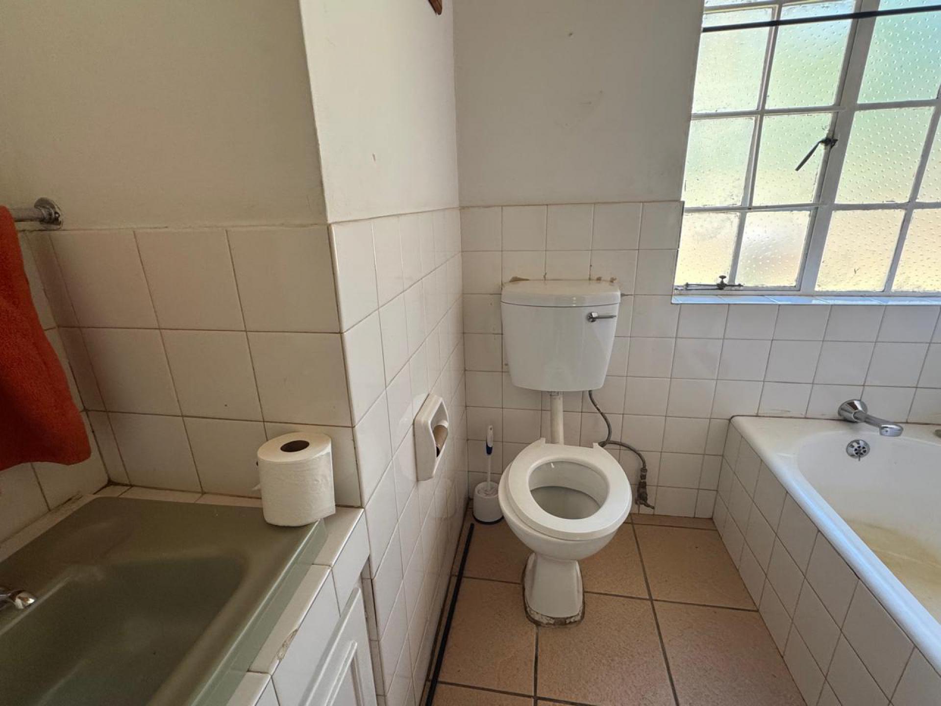  of property in Breaunanda