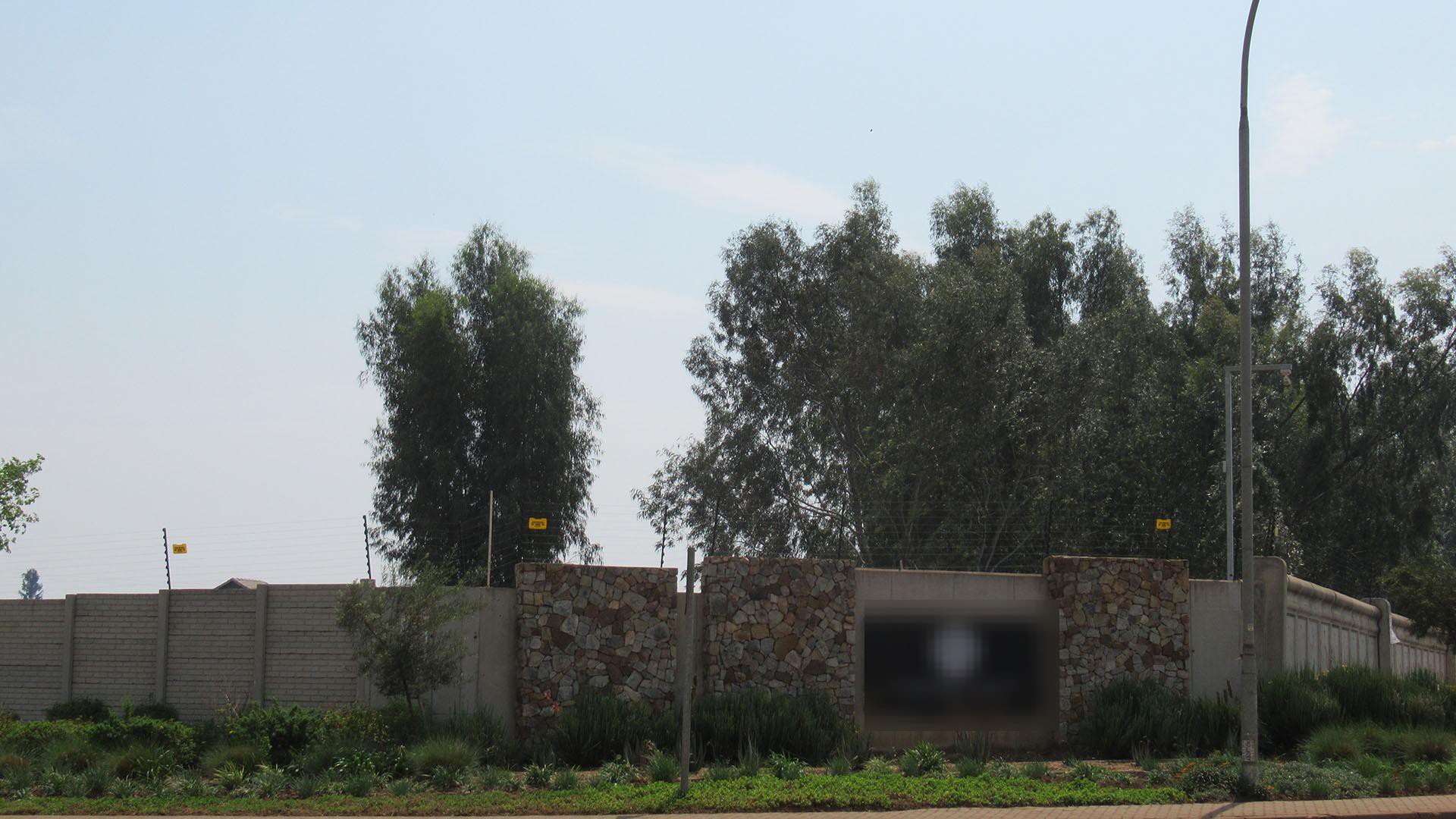 Front View of property in Albertsdal