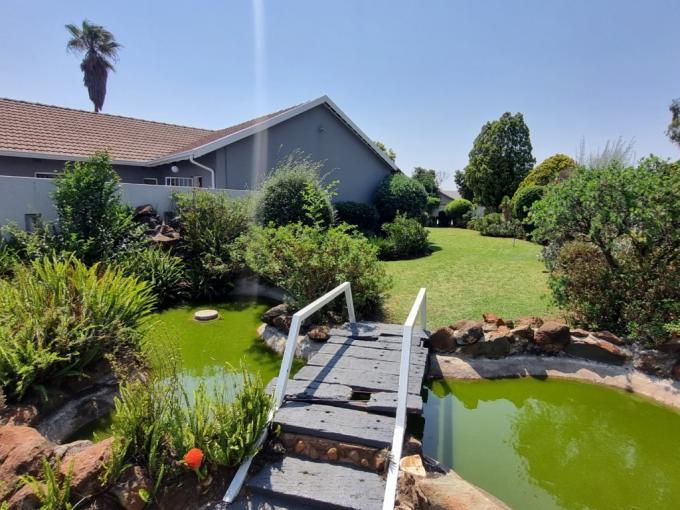 4 Bedroom House for Sale For Sale in Brackenhurst - MR697824