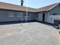  of property in Brackenhurst