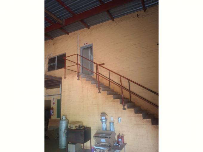 Commercial for Sale For Sale in Thabazimbi - MR697855