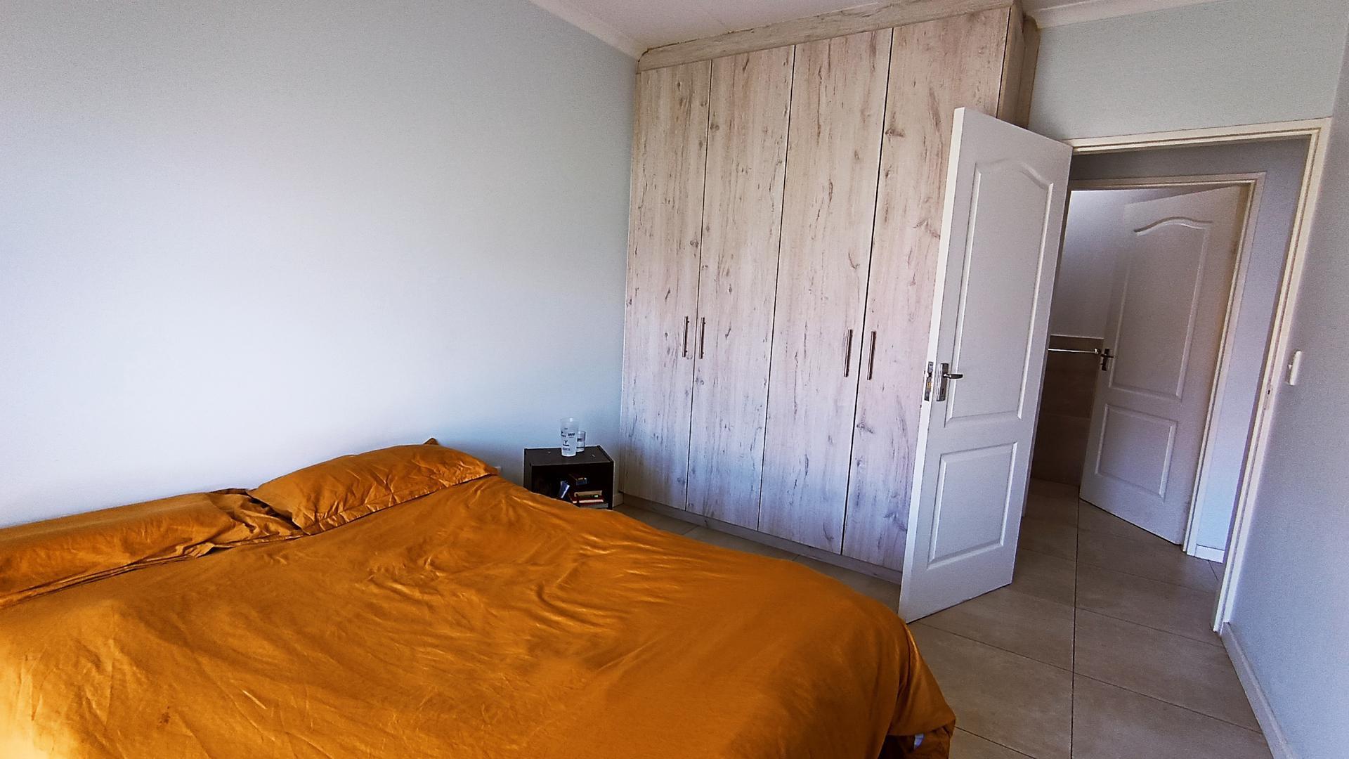 Bed Room 2 - 13 square meters of property in Kraaifontein