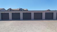 Garage - 19 square meters of property in Kraaifontein