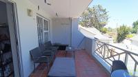 Balcony - 19 square meters of property in Rondebosch  