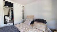 Bed Room 1 - 11 square meters of property in Rondebosch  