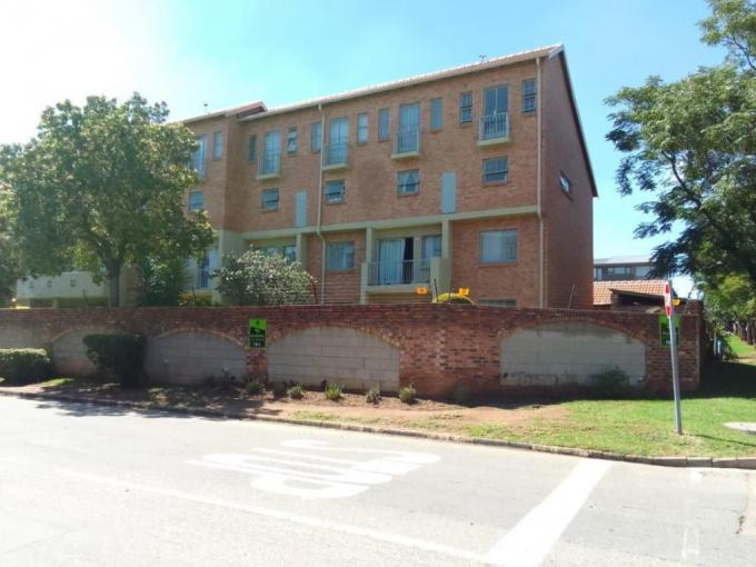 2 Bedroom Apartment for Sale For Sale in Edenvale - MR697879