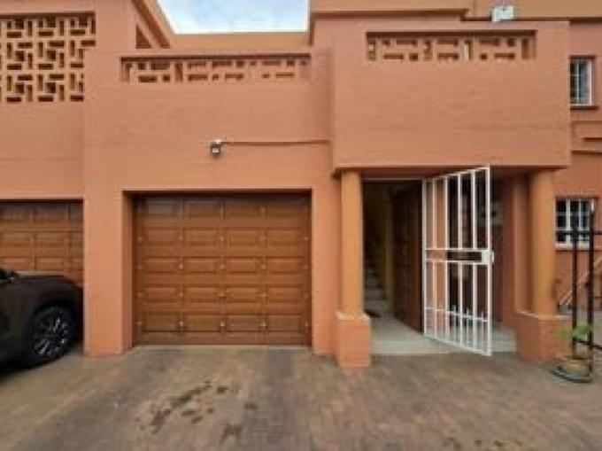 3 Bedroom Apartment for Sale For Sale in Brackendowns - MR697915