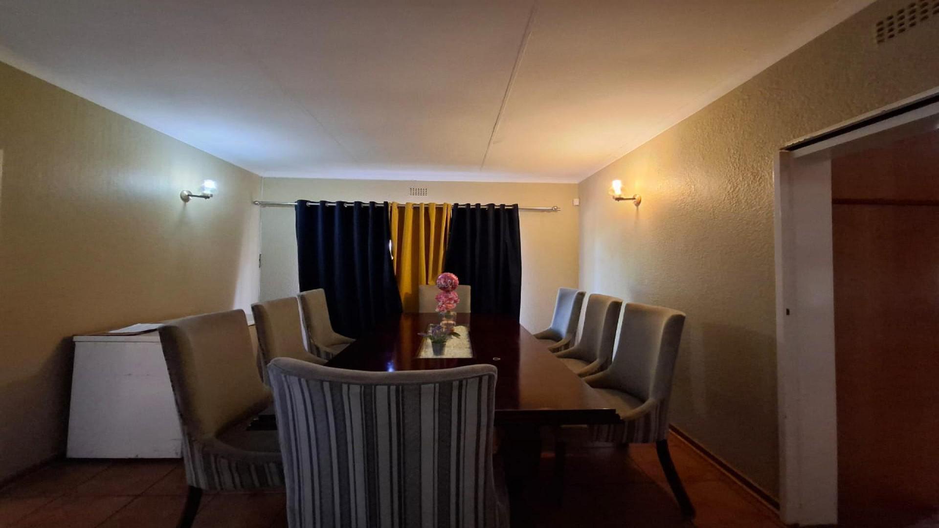 Dining Room of property in Middelburg - MP