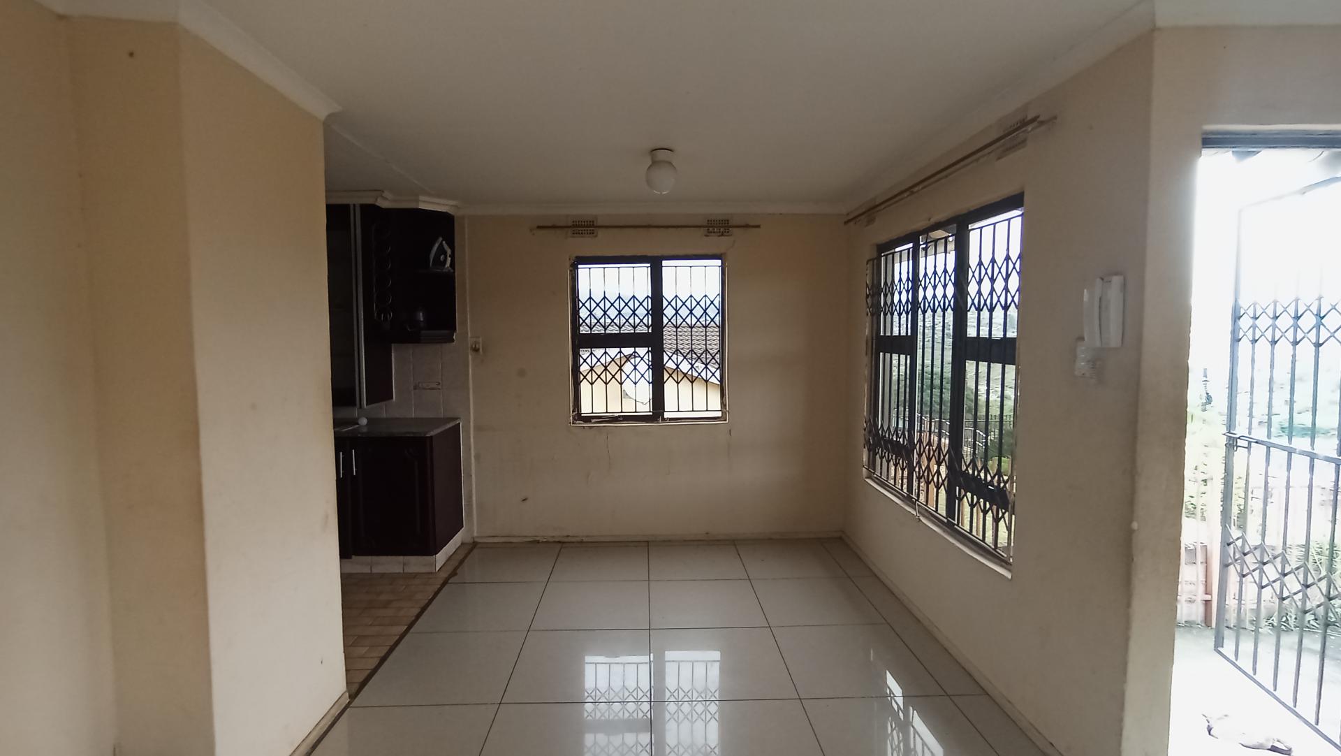 Dining Room - 8 square meters of property in Edendale-KZN