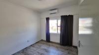 Bed Room 1 of property in Uvongo