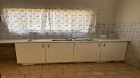 Kitchen of property in Flamwood