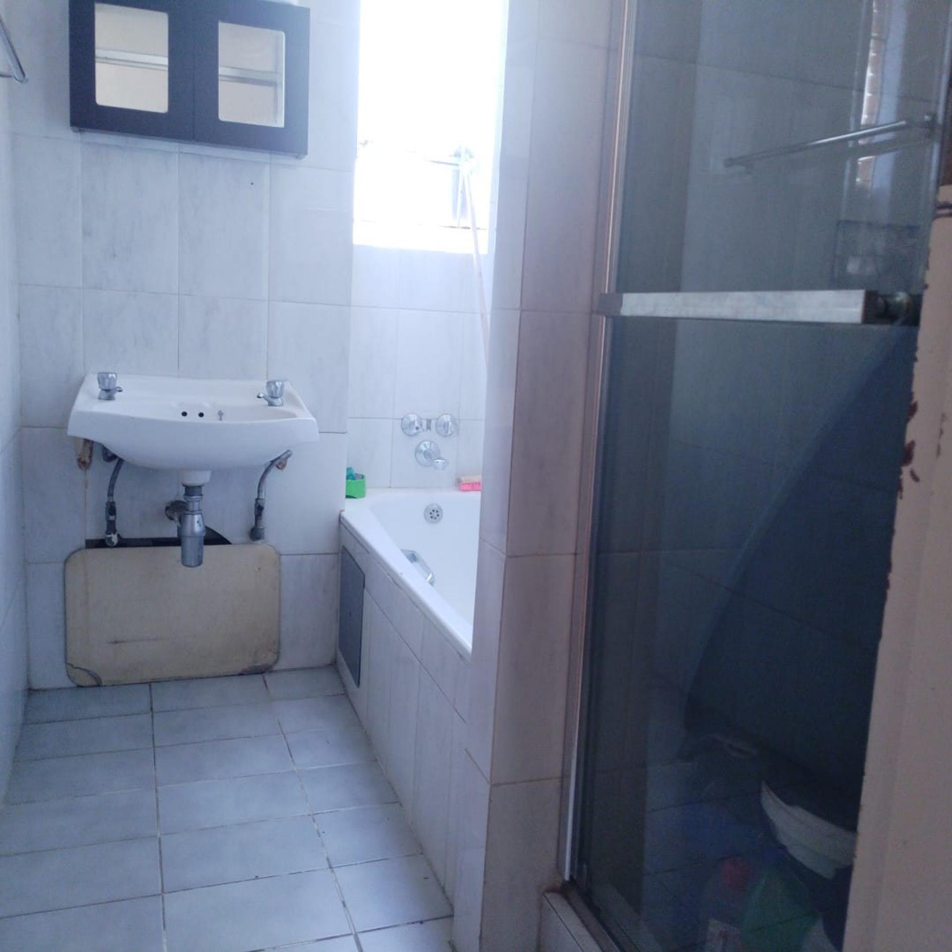  of property in Sunnyside