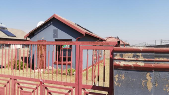 SA Home Loans Sale in Execution 3 Bedroom House for Sale in Alliance - MR698059