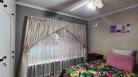 Bed Room 3 - 15 square meters of property in Edleen