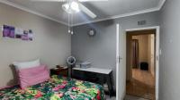 Bed Room 3 - 15 square meters of property in Edleen